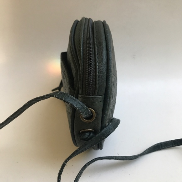 Mundi Vintage Embossed  Leather Crossbody Bag Dark Green - Picture 4 of 7